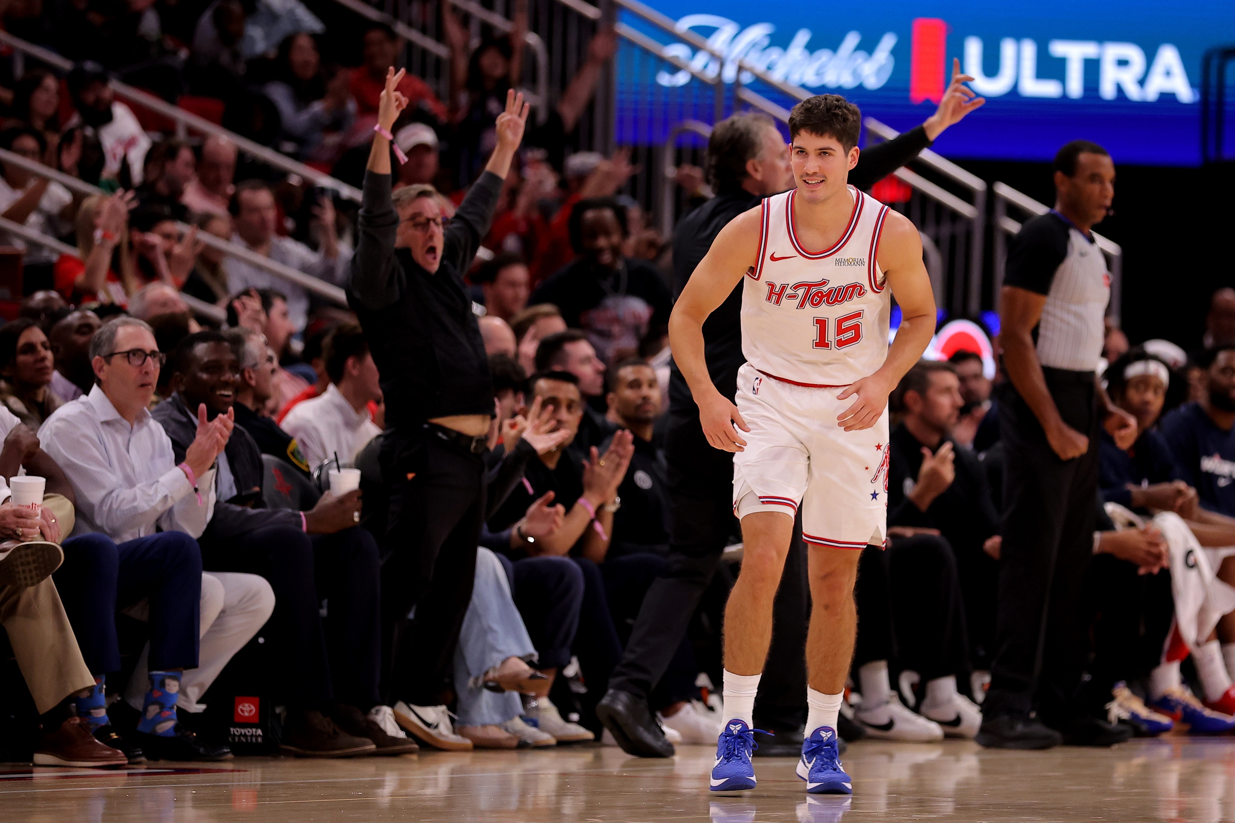 yl23455永利官方网站-谢泼德加入!火箭队史仅6人单场15+7+10+5断 哈登8次&amp;大梦皮蓬在列