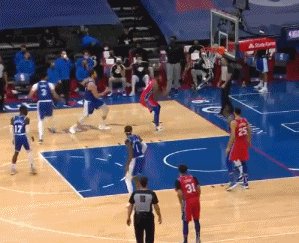 yl23455永利平台-恩比德不满判罚：詹姆斯应领到二级恶犯被驱逐出场