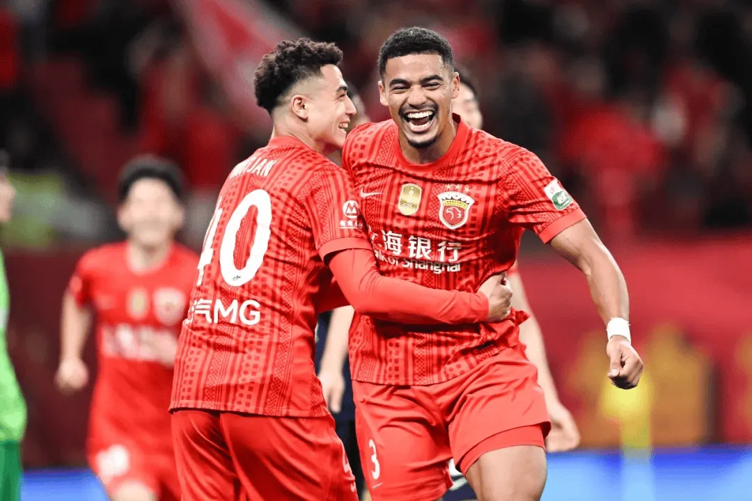 yl23455永利官方网站-足球报：蒋光太复出，带海港走出绝境